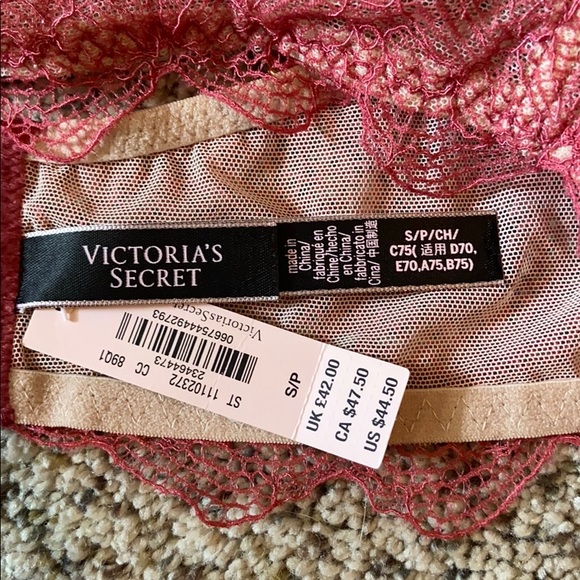 SALE ⬇️$30 NEW VS Unlined Pink High Neck Bralette - Picture 7 of 8